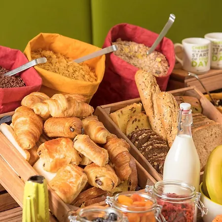 Ibis Styles Nation Cours De Vincennes מלון 3*